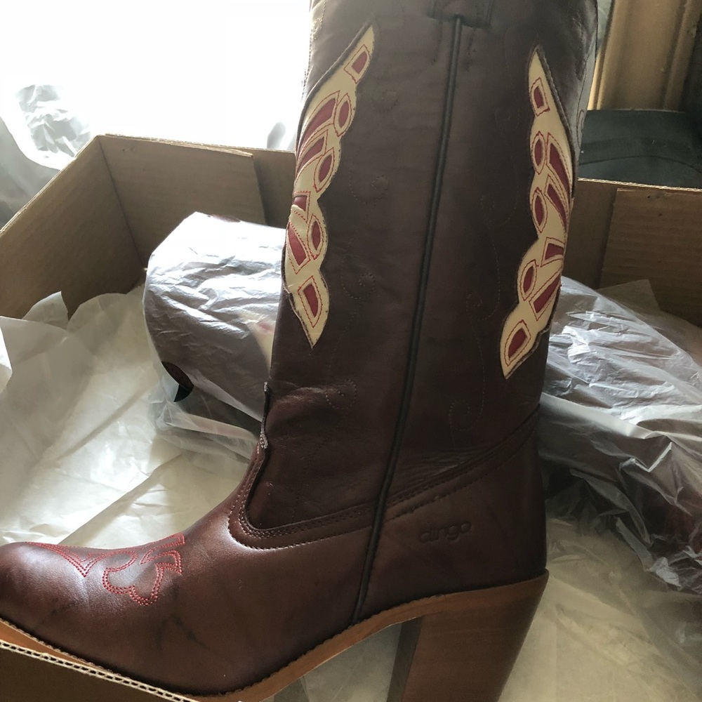 Dingo butterfly cowgirl boots